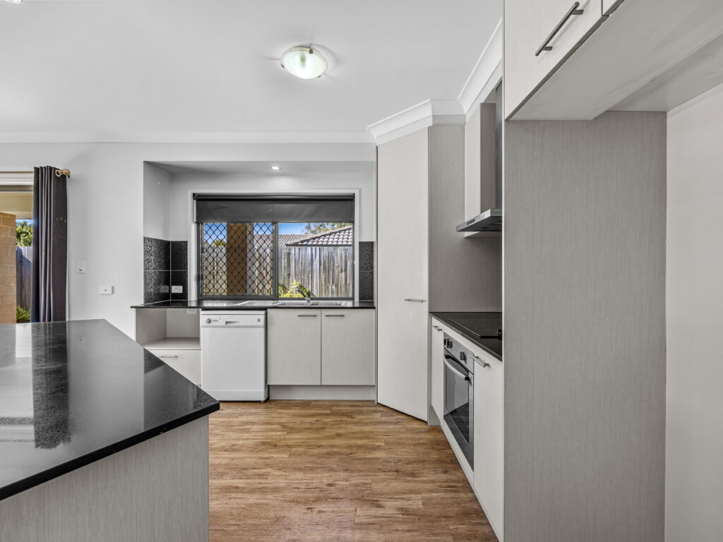 5 Rosemary Street, Deebing Heights, QLD 4306