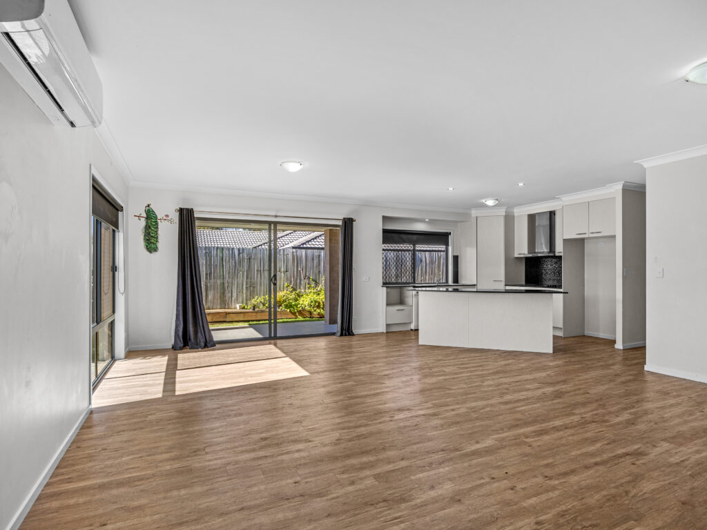 5 Rosemary Street, Deebing Heights, QLD 4306