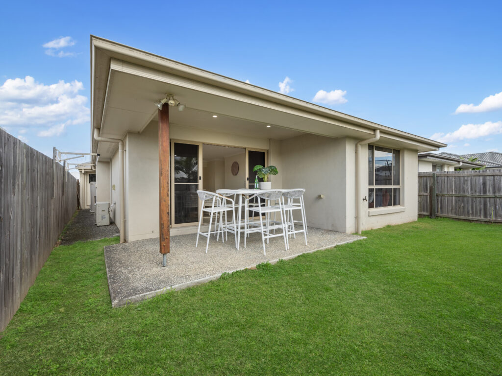 60 Alesana Drive, Bellbird Park, QLD 4300