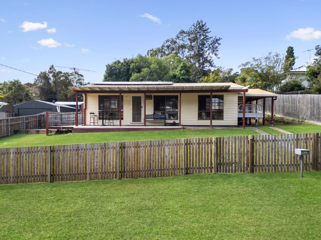 1 Beatty Street, Coalfalls, QLD 4305