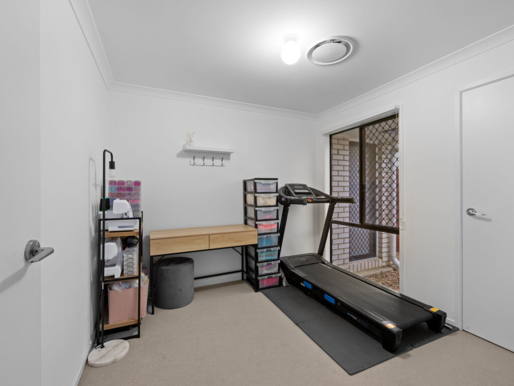8 Calandra Street, Redbank Plains, QLD 4301