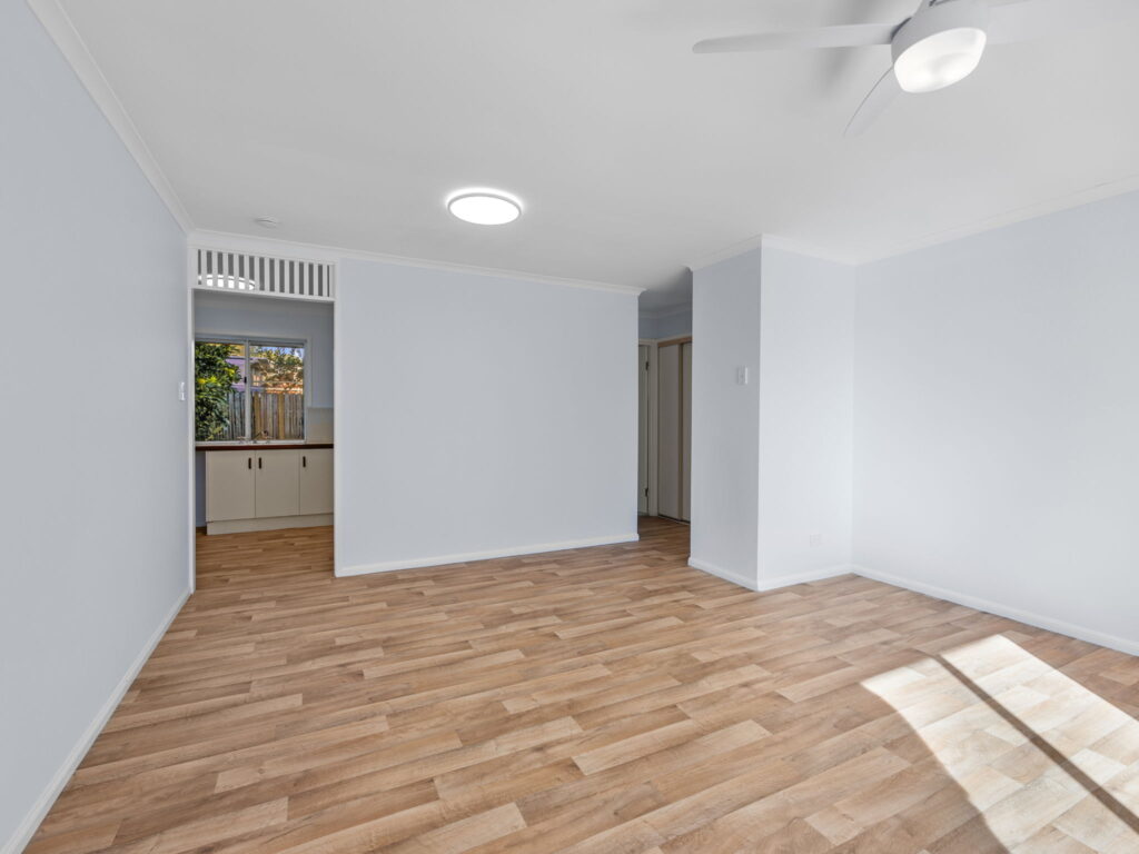 2/5 Kate Court, Redbank Plains, QLD 4301
