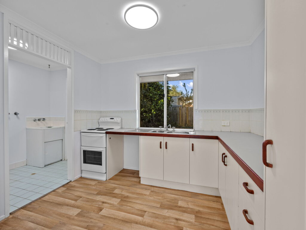 2/5 Kate Court, Redbank Plains, QLD 4301