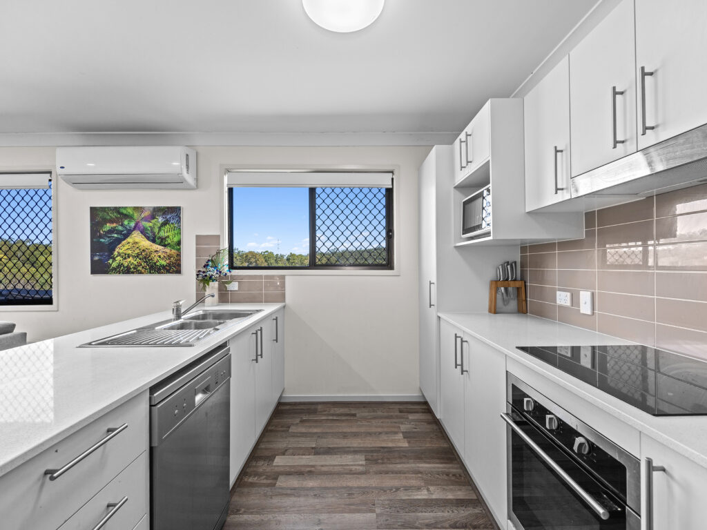 5 Vantage Place, Redbank Plains, QLD 4301