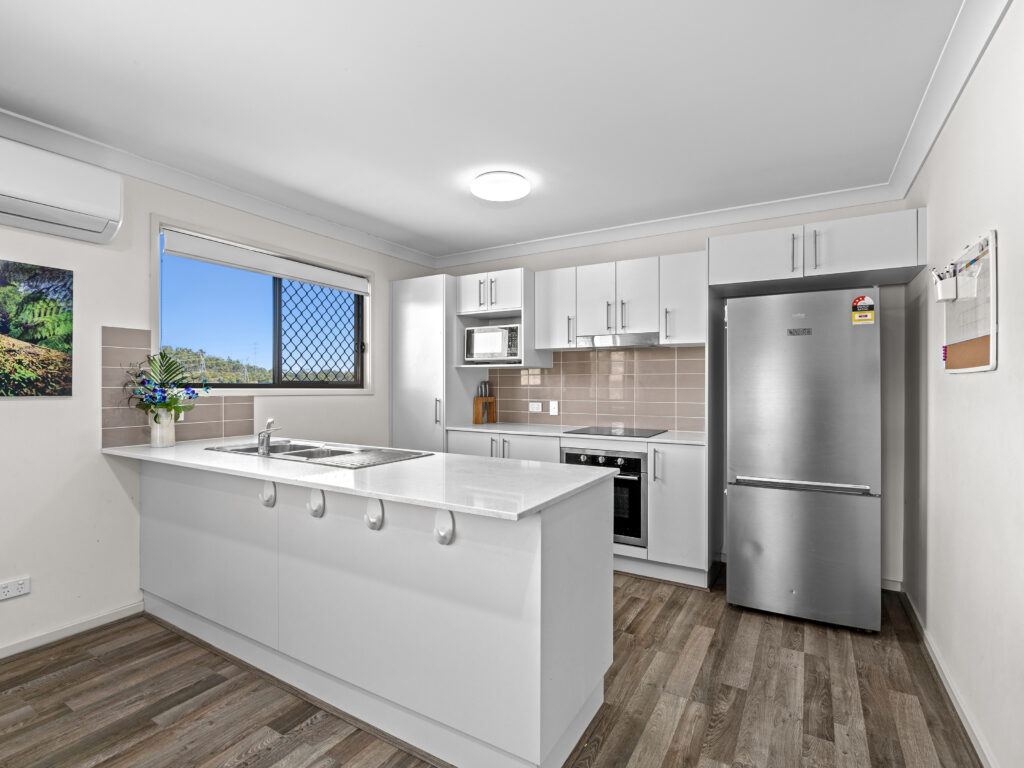 5 Vantage Place, Redbank Plains, QLD 4301