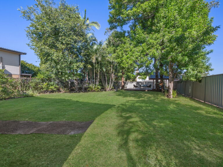 122 Marshall Road, Rocklea QLD 4106