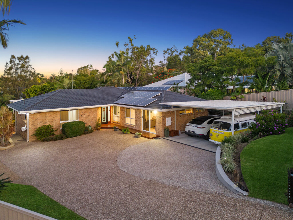 26 Tristania Way, Highland Park, QLD 4211