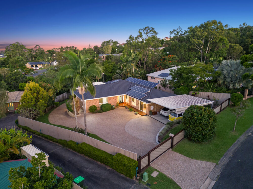 26 Tristania Way, Highland Park, QLD 4211