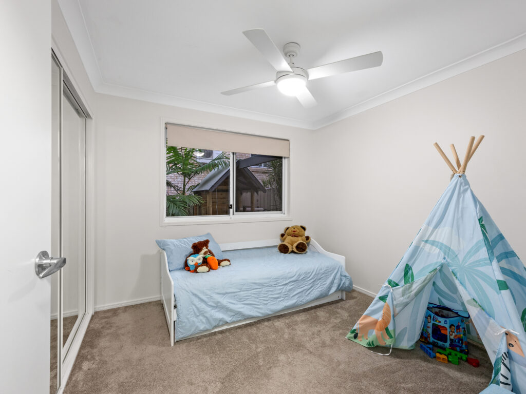 26 Tristania Way, Highland Park, QLD 4211