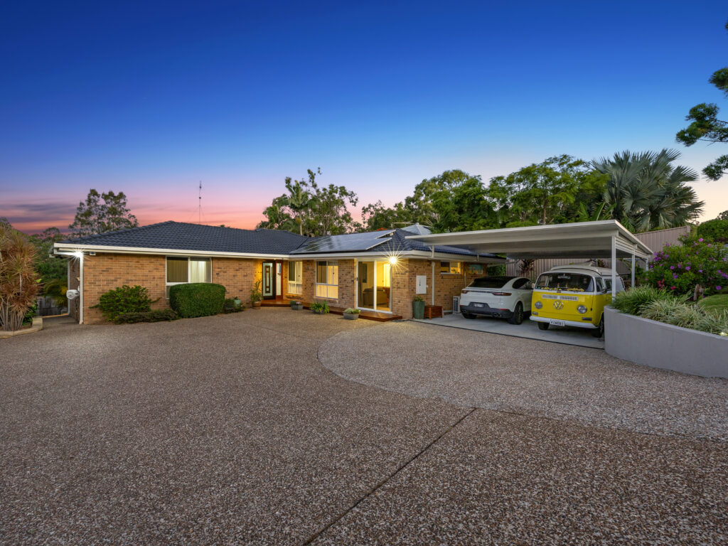 26 Tristania Way, Highland Park, QLD 4211