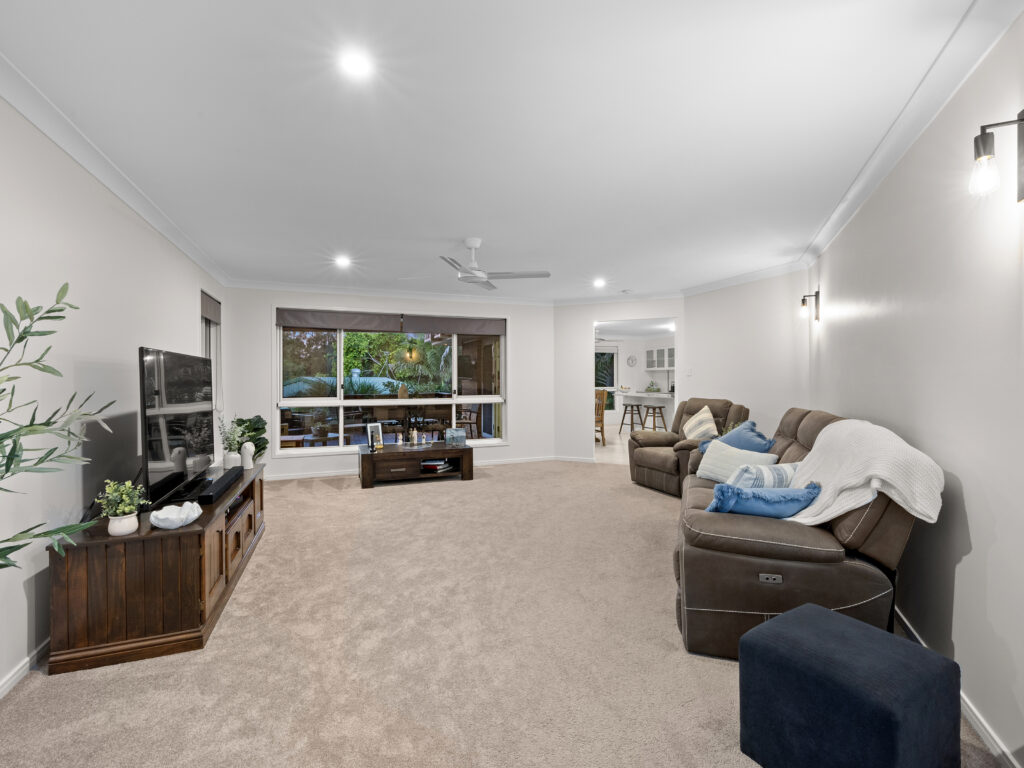 26 Tristania Way, Highland Park, QLD 4211