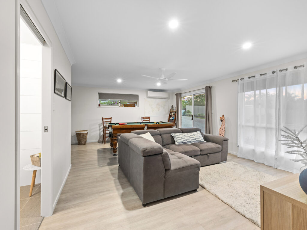 26 Tristania Way, Highland Park, QLD 4211