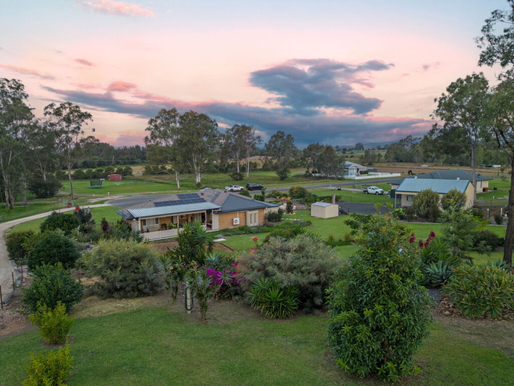 5 Horizon Court, Adare, QLD 4343
