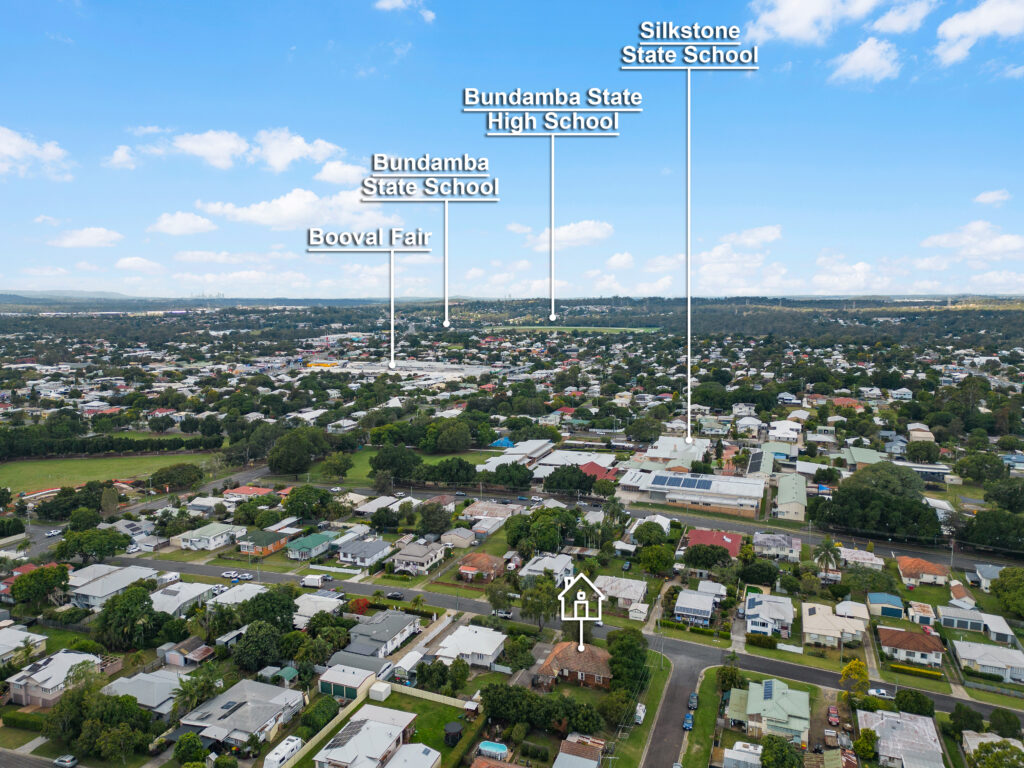 29 Easton Street, Silkstone, QLD 4304