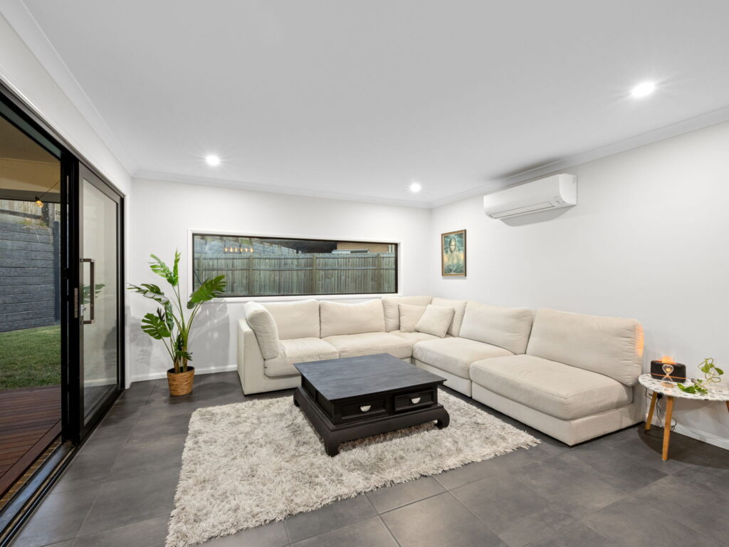 20 Blackberry Way, Ripley, QLD 4306