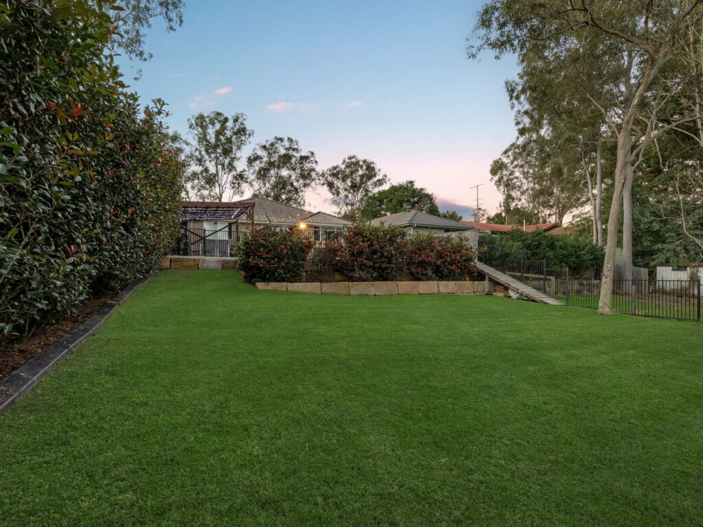 38 Brodzig Road, Chuwar, QLD 4306