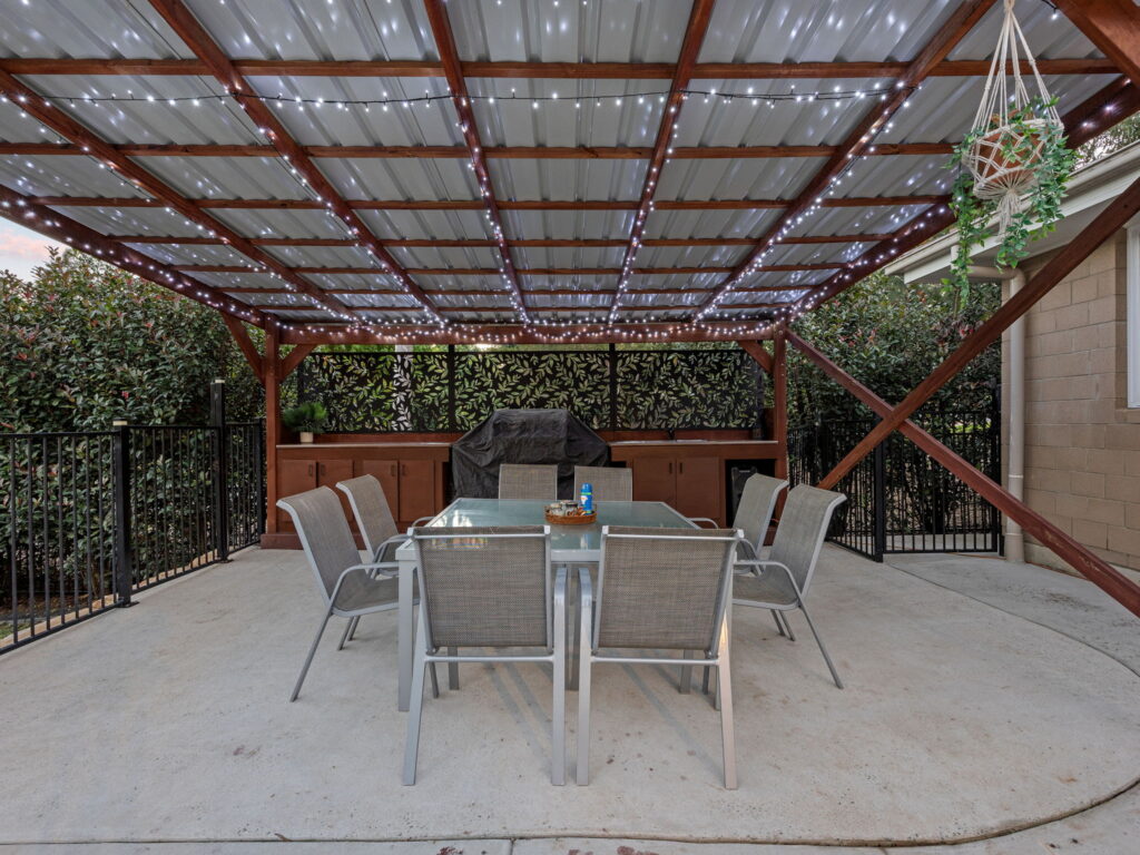 38 Brodzig Road, Chuwar, QLD 4306