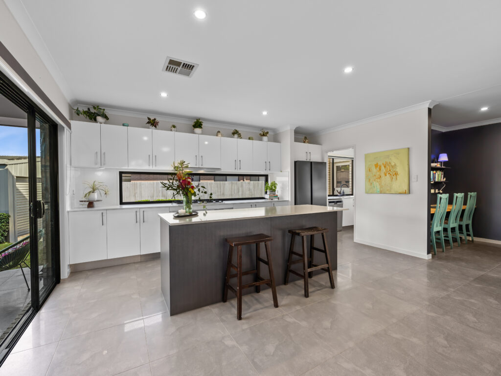 7 Ribbonwood Street, Ripley, QLD 4306