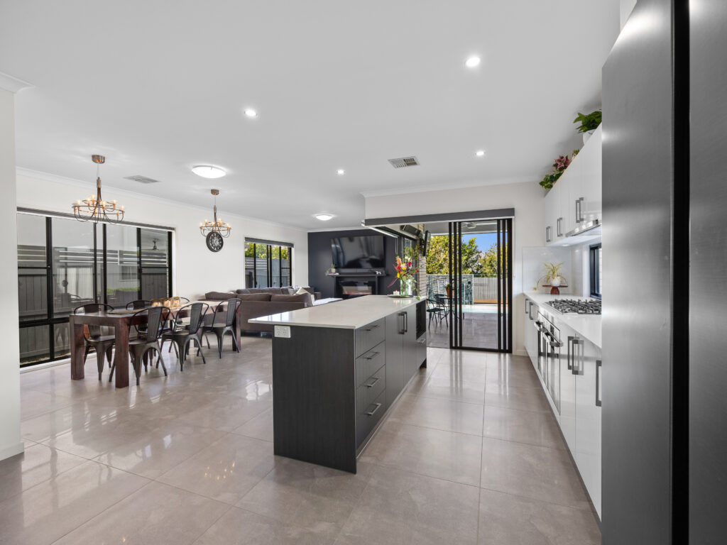 7 Ribbonwood Street, Ripley, QLD 4306
