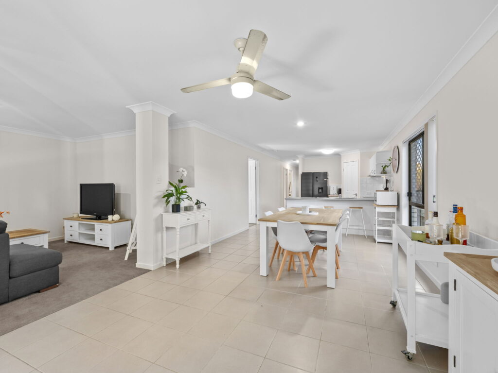 5 Hibiscus Way, Springfield Lakes, QLD 4300