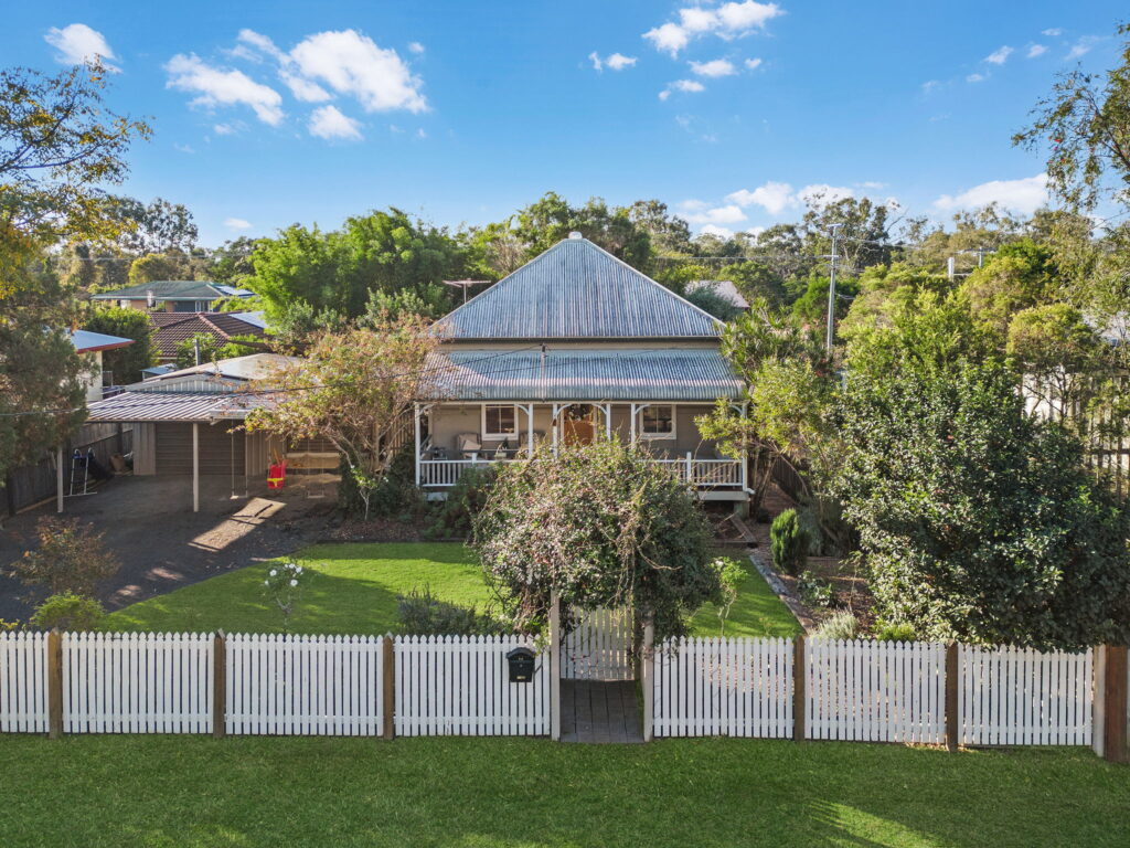 64 Queen Street, Blackstone, QLD 4304