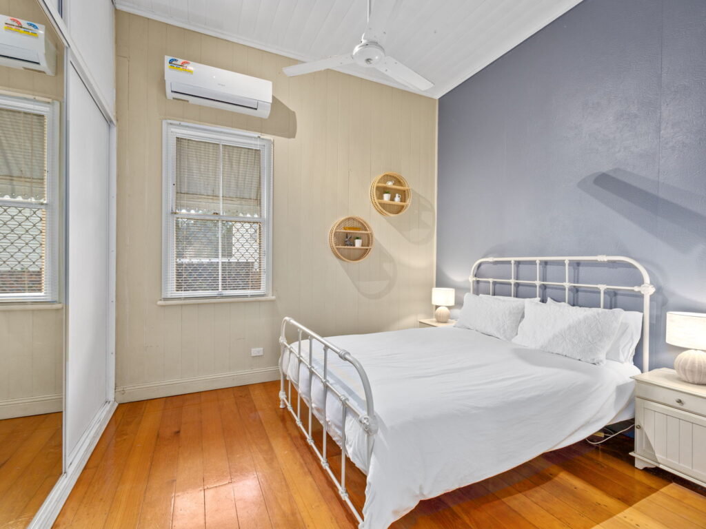 64 Queen Street, Blackstone, QLD 4304