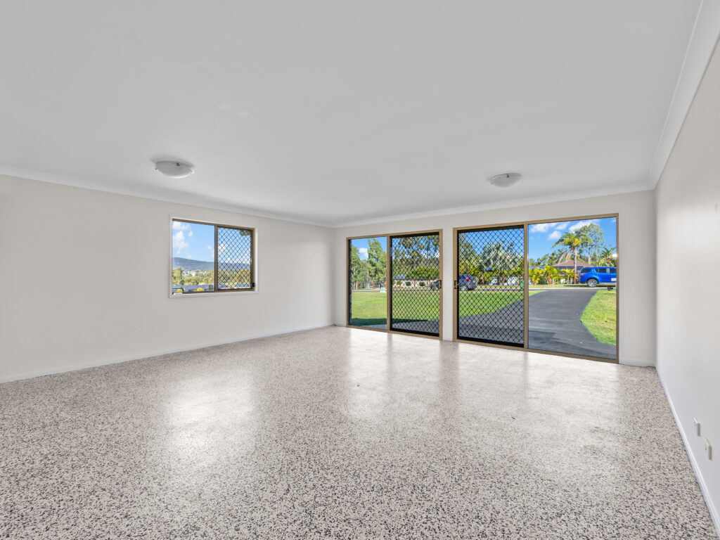 55 Stephenson Crescent, Kensington Grove, QLD 4341