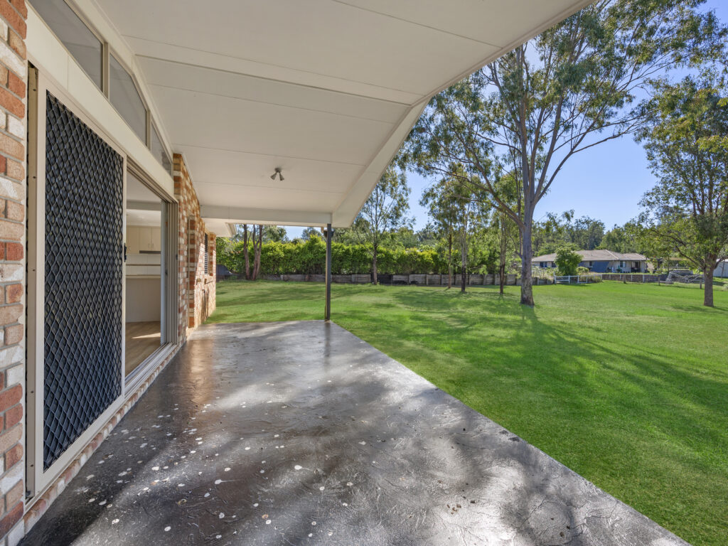 55 Stephenson Crescent, Kensington Grove, QLD 4341