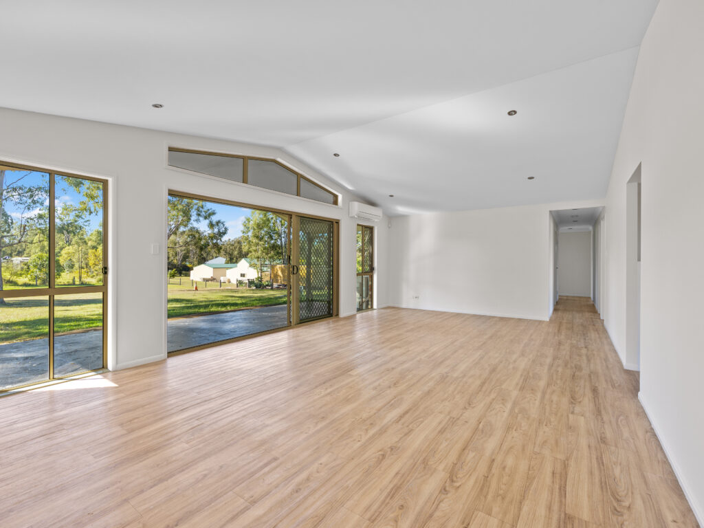 55 Stephenson Crescent, Kensington Grove, QLD 4341