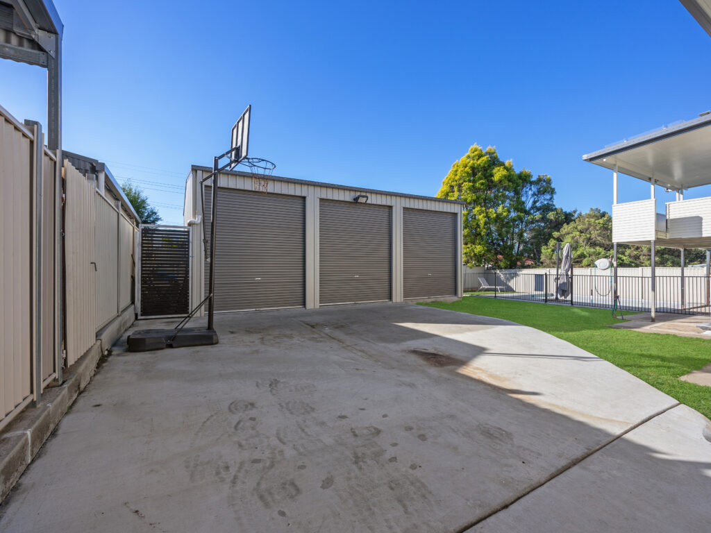 24 Trudy Street, Raceview, QLD 4305