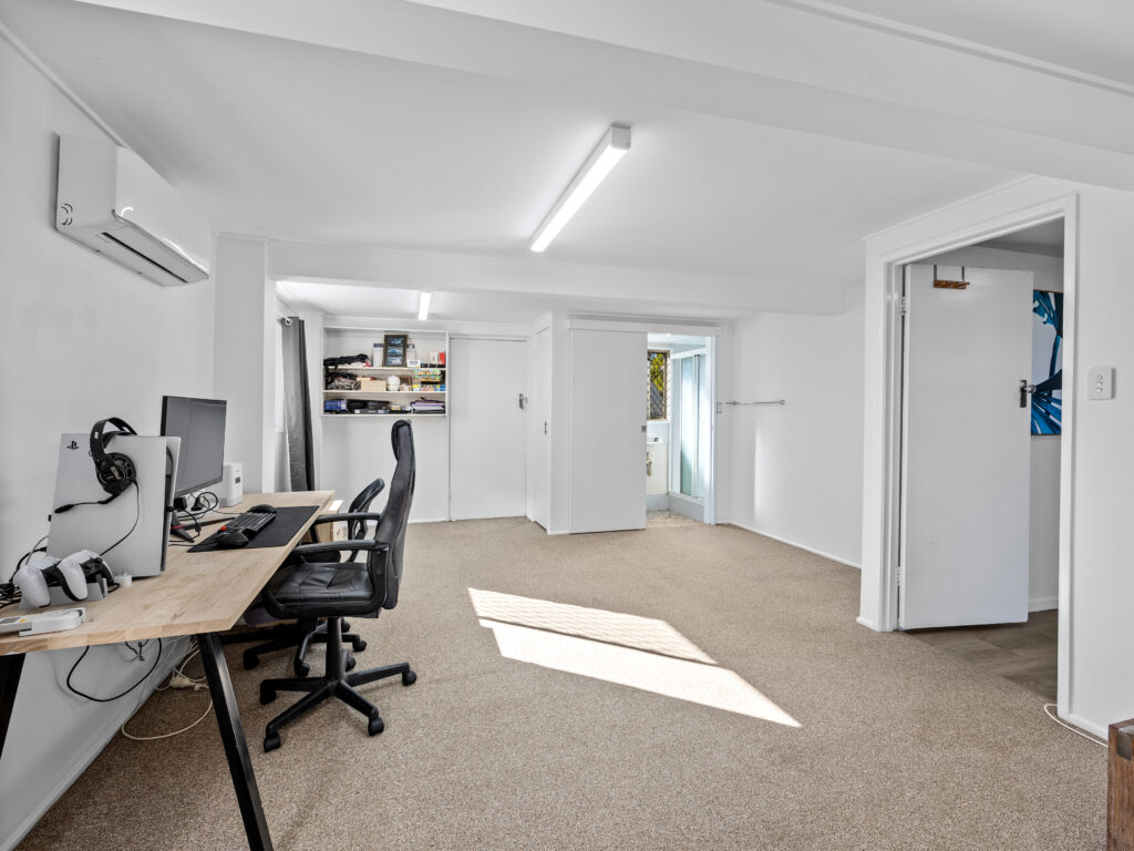 24 Trudy Street, Raceview, QLD 4305