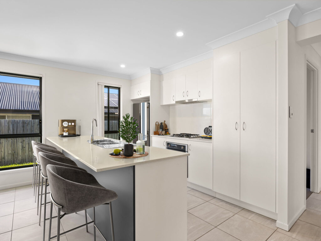 15 Daniell Close, Ripley, QLD 4306