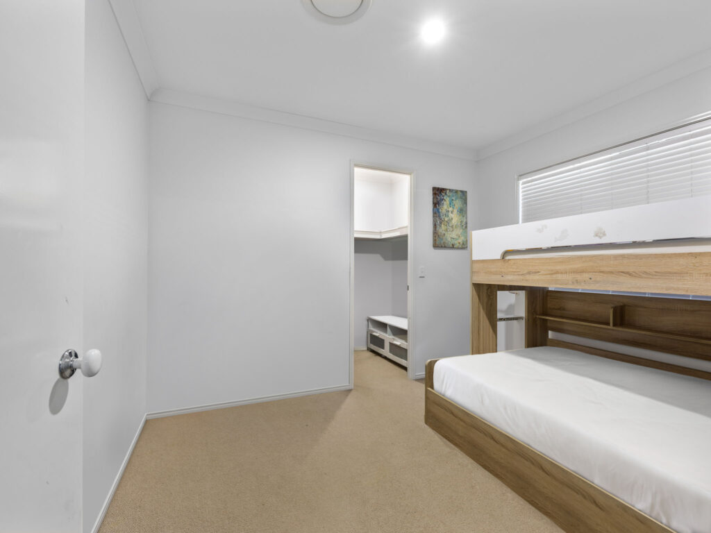 168 Alawoona Street, Redbank Plains, QLD 4301