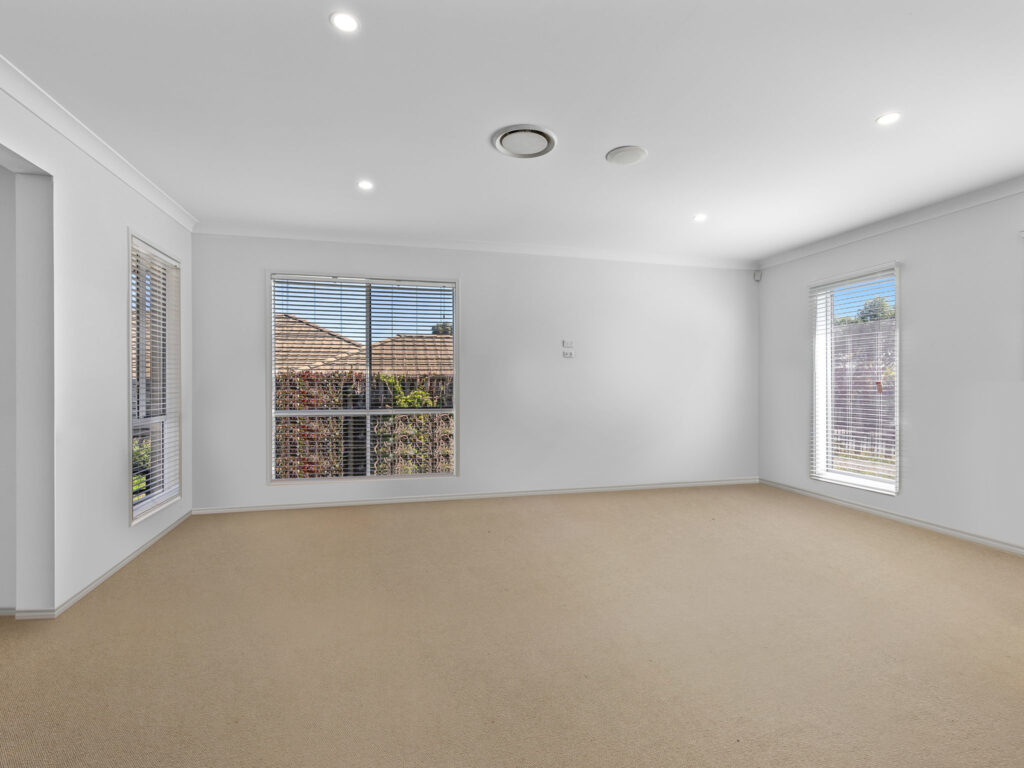 168 Alawoona Street, Redbank Plains, QLD 4301
