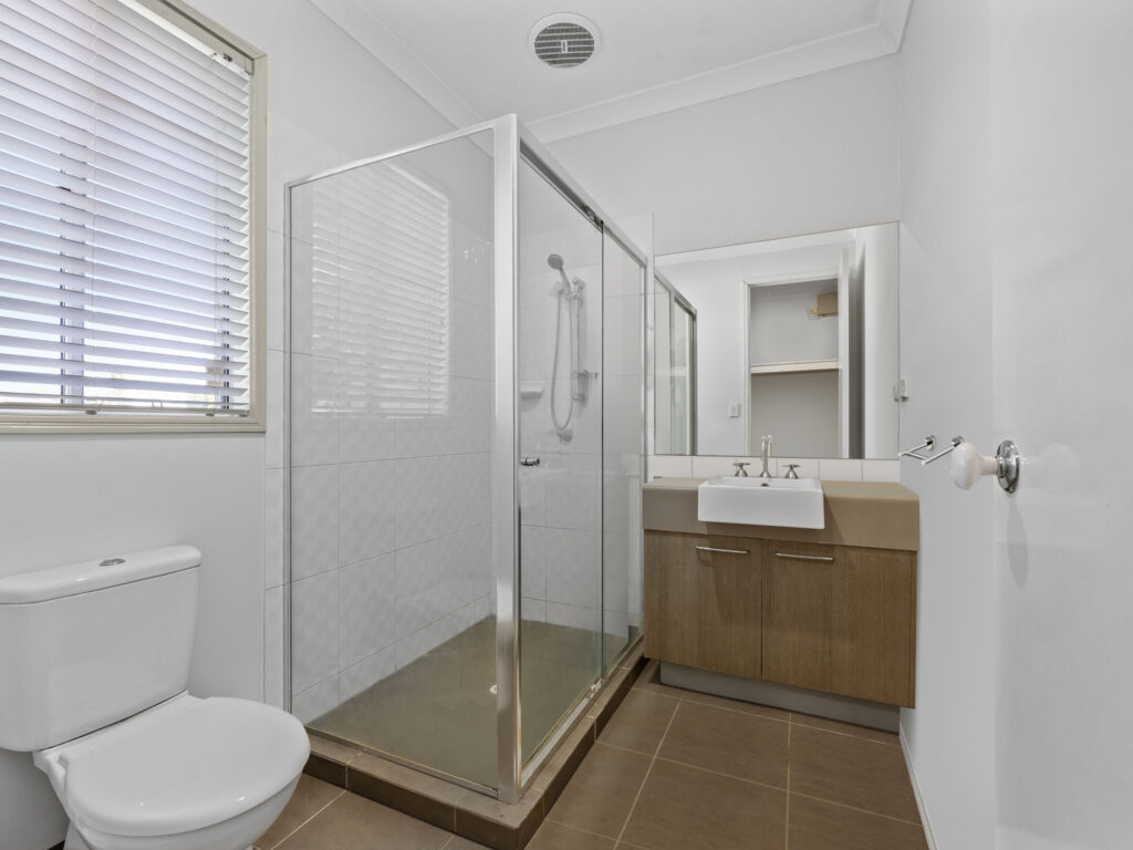 168 Alawoona Street, Redbank Plains, QLD 4301