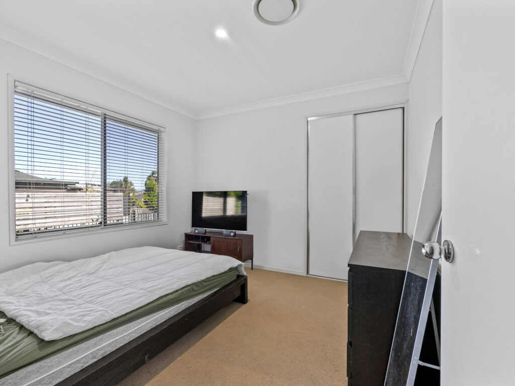 168 Alawoona Street, Redbank Plains, QLD 4301