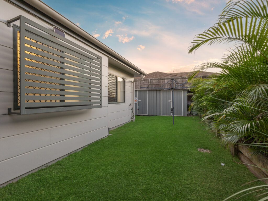 1 Sirmione Court, Raceview, QLD 4305