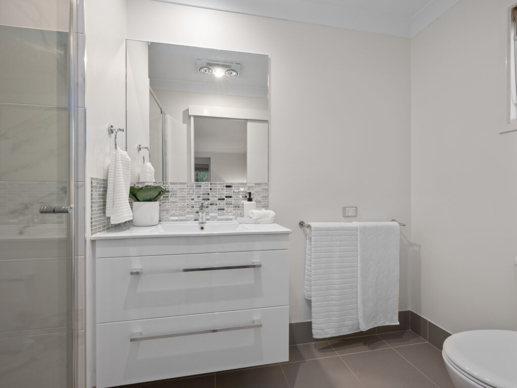 7 Basswood Court, Albany Creek QLD 4035