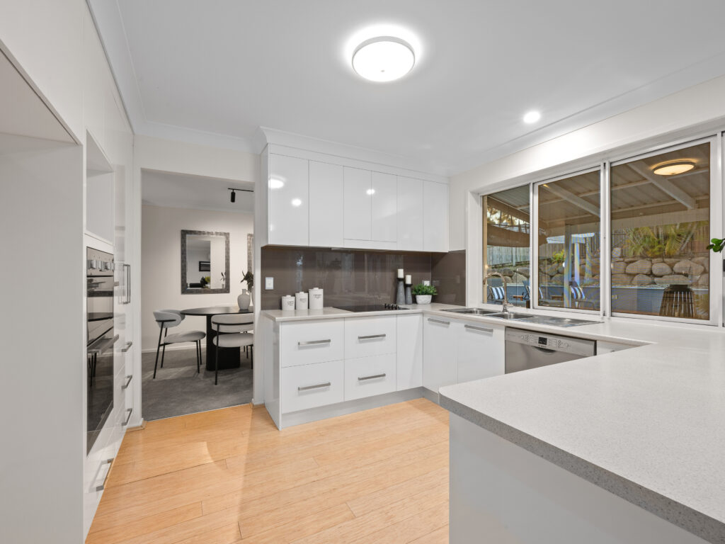 7 Basswood Court, Albany Creek QLD 4035