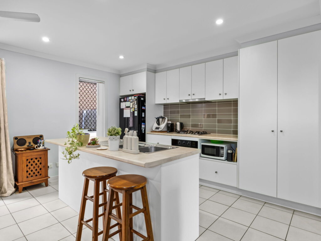 1/59 Ballow Crescent, Redbank Plains, QLD 4301