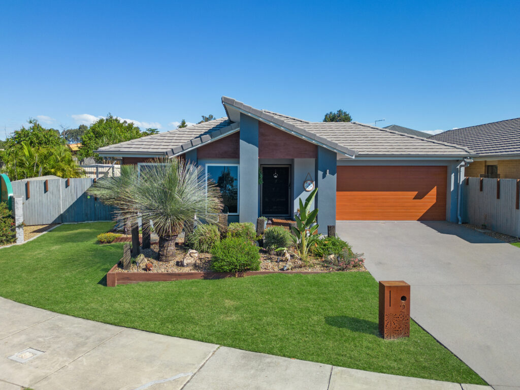 2 Creekstone Avenue, Redbank Plains, QLD 4301