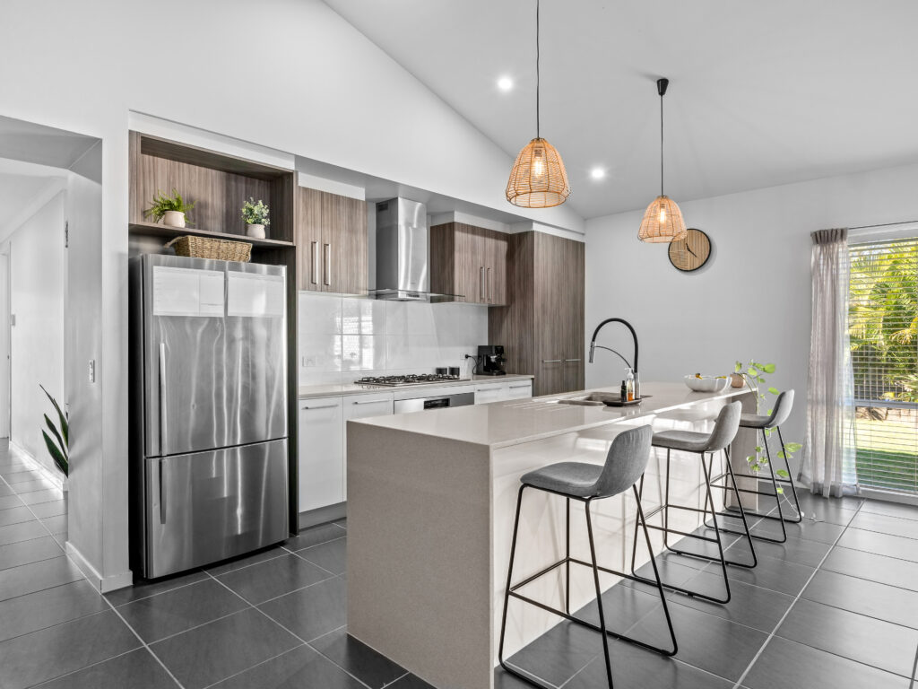 2 Creekstone Avenue, Redbank Plains, QLD 4301