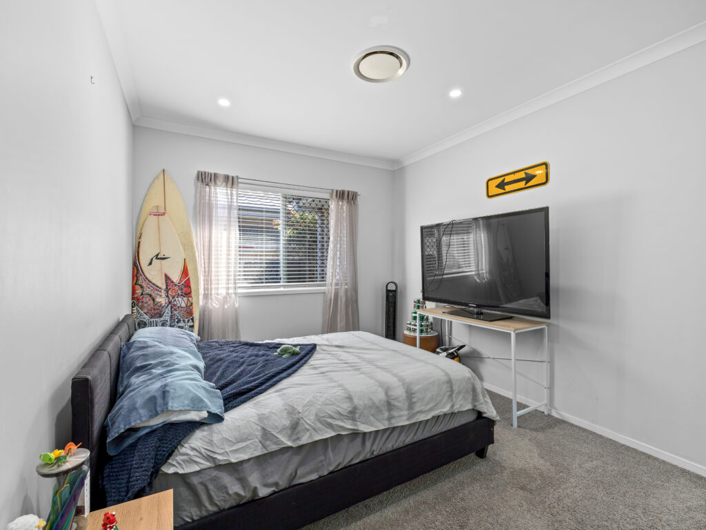 2 Creekstone Avenue, Redbank Plains, QLD 4301