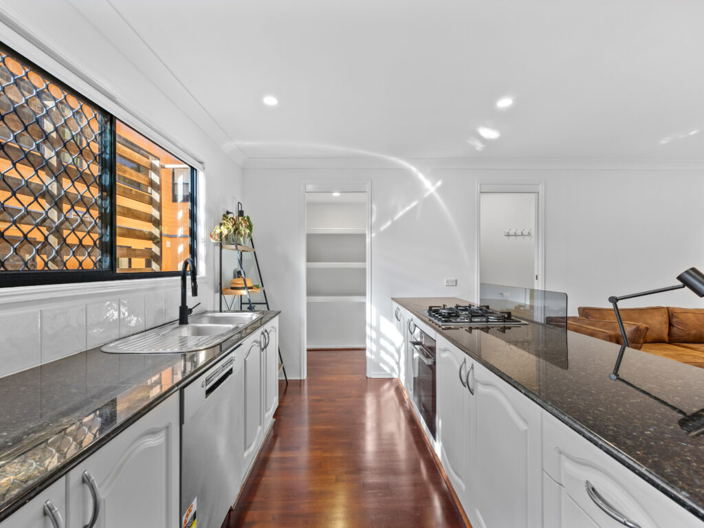5/10 Montrose Road, Taringa QLD 4068