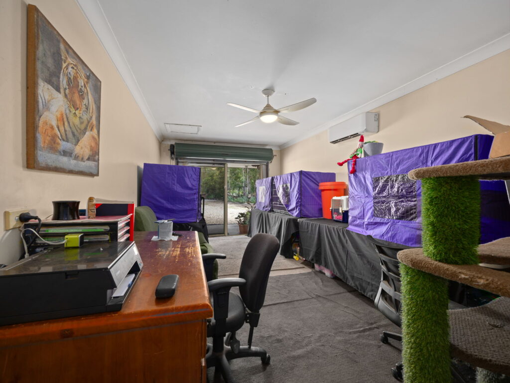 513 Middle Road, Greenbank, QLD 4124