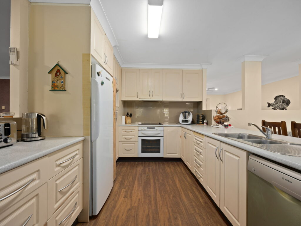513 Middle Road, Greenbank, QLD 4124