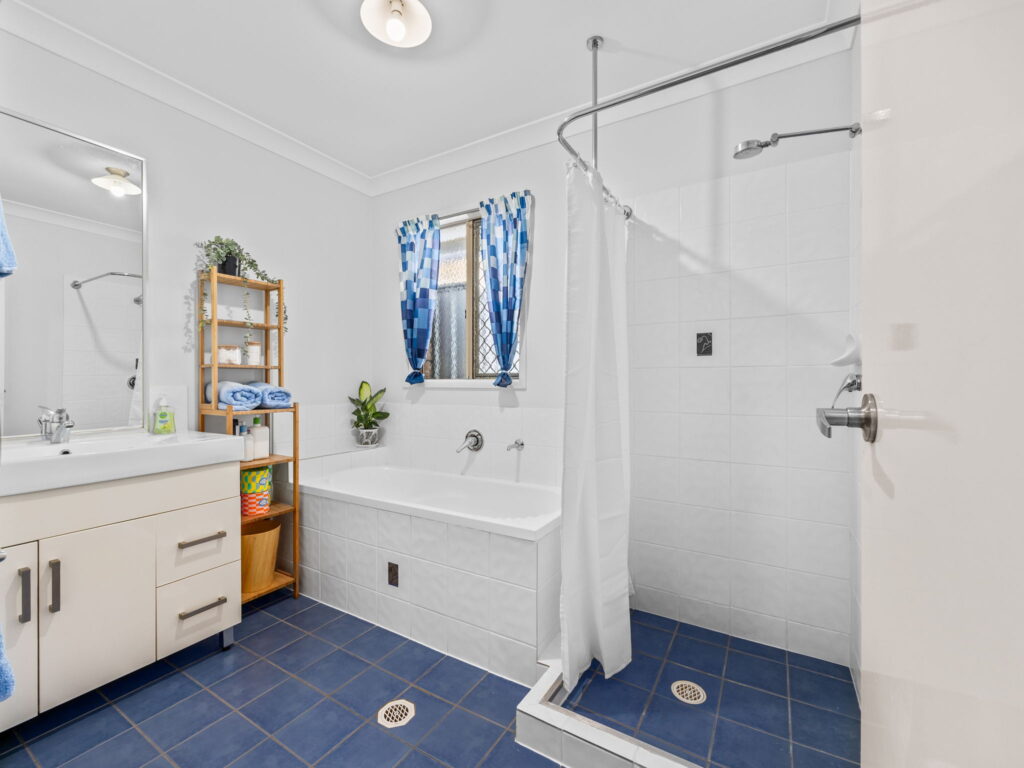 35 Christine Crescent, Redbank Plains, QLD 4301