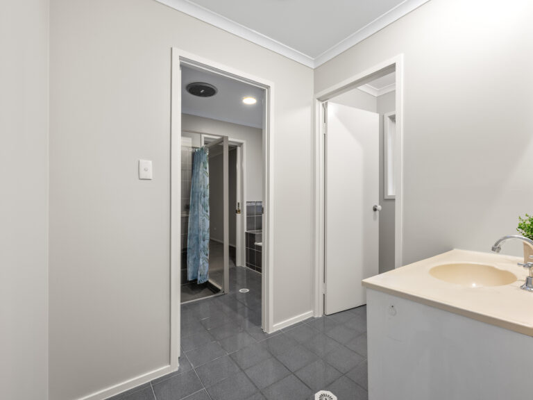 115 Collingwood Drive, Collingwood Park QLD 4301