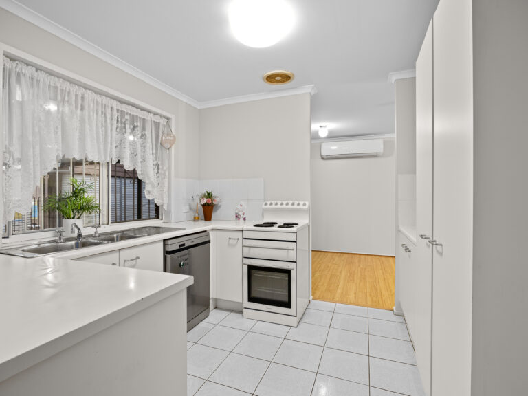 115 Collingwood Drive, Collingwood Park QLD 4301