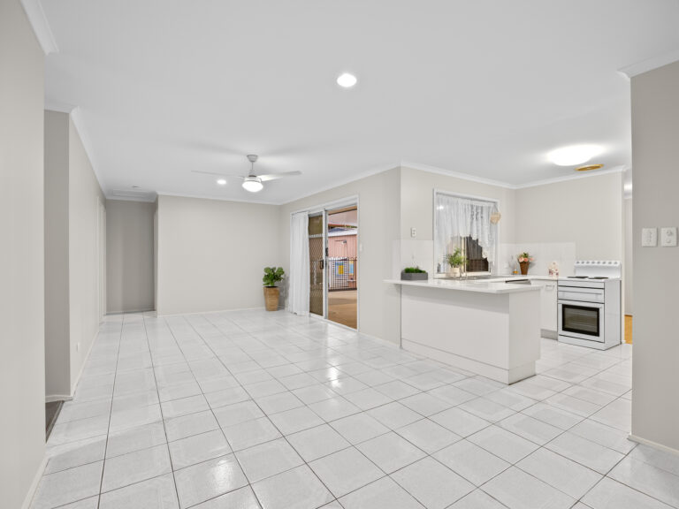 115 Collingwood Drive, Collingwood Park QLD 4301